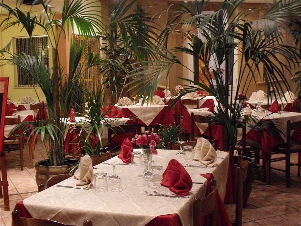Hotel La Rosetta Scauri Scauri  Exterior foto
