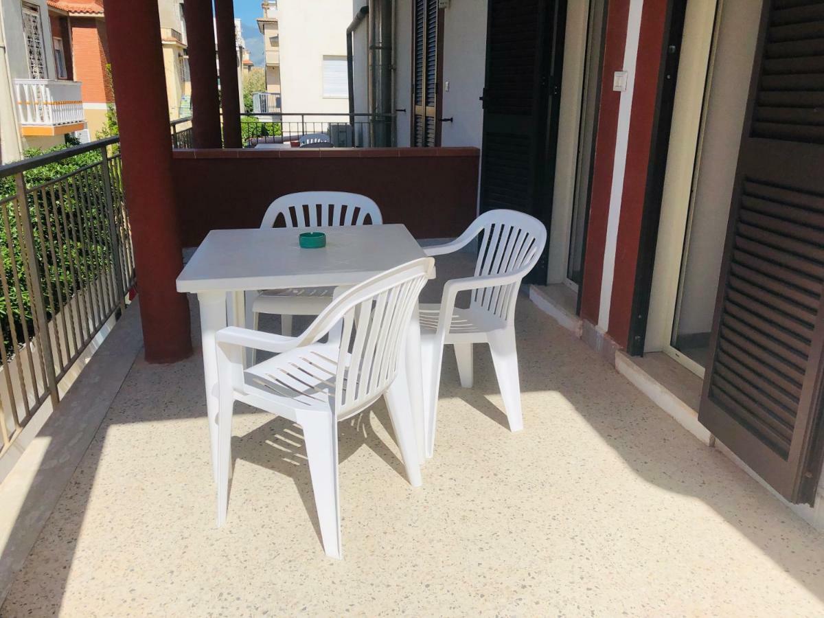 Hotel La Rosetta Scauri Scauri  Exterior foto